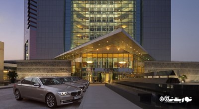 درب ورودی هتل جمیرا امارات تاورز